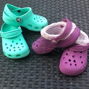 Crocs slip ons, bundle